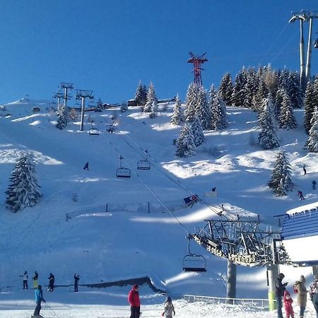 Hotel Aurora Sinaia Esterno foto