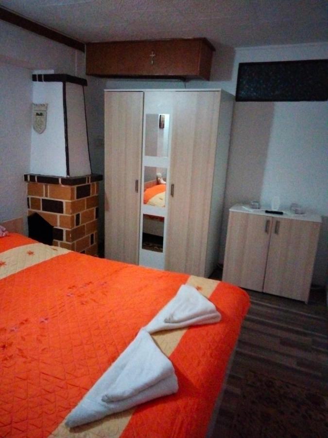 Hotel Aurora Sinaia Esterno foto